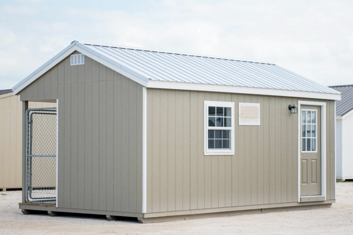 kennel for eight dogs for sale